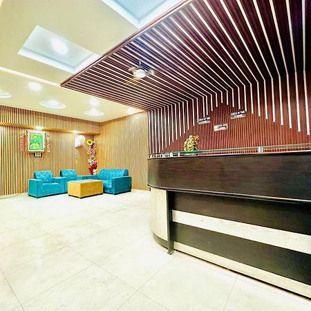 Hotel Galaxy Inn Near Delhi International Airport 뉴델리 외부 사진